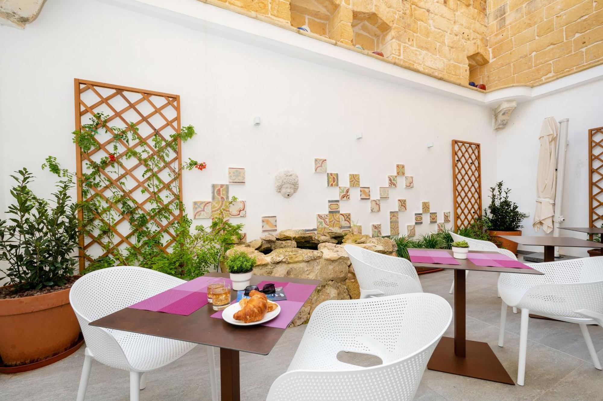 Battistini Boutique Living And Spa, Victoria, Gozo Hotel Exterior photo